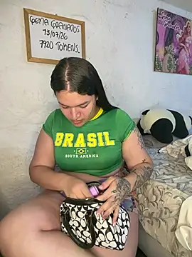 GemaGranadoss online show from July 2026 08:24:02 PM