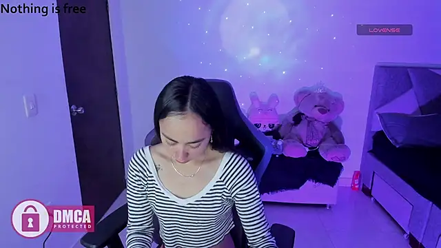 Snapshot of Alana_Pherson chatting on July 2026 04:06:02 AM Alana Pherson online show from July 2026 04:06:02 AM