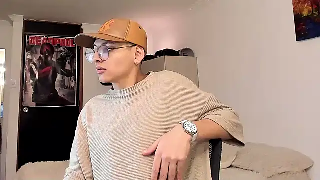 Snapshot of a_lejandro_0_8 chatting on December 2024 06:33:02 AM a lejandro 0 8 online show from December 2024 06:33:02 AM