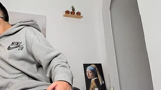 Snapshot of a_lejandro_0_8 chatting on March 2025 02:30:02 AM a lejandro 0 8 online show from March 2025 02:30:02 AM