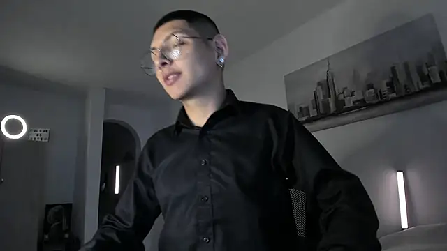 Snapshot of a_lejandro_0_8 chatting on March 2025 03:51:01 AM a lejandro 0 8 online show from March 2025 03:51:01 AM