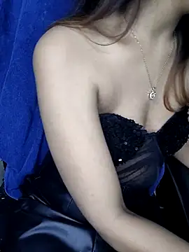 Leeeezzzz roy online show from November 2025 06:07:02 PM