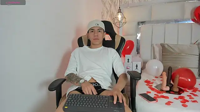 Snapshot of 1m_Joel chatting on February 2025 05:19:02 AM 1m Joel online show from February 2025 05:19:02 AM