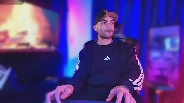 Snapshot of sexyboycolombi4 chatting on October 2025 11:05:02 AM sexyboycolombi4 online show from October 2025 11:05:02 AM