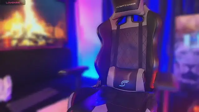 Snapshot of sexyboycolombi4 chatting on October 2025 11:05:02 PM sexyboycolombi4 online show from October 2025 11:05:02 PM