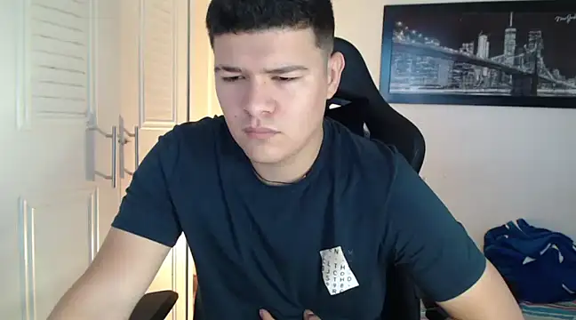 Plug Control online show from December 2024 01:10:01 PM