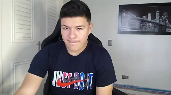 Plug Control online show from December 2024 02:11:02 PM