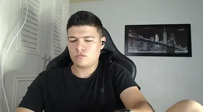 Plug Control online show from January 2025 10:06:01 PM