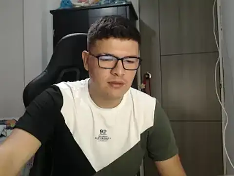 Plug Control online show from March 2025 08:49:01 PM