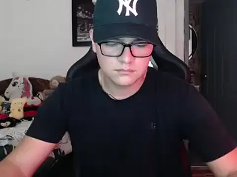 Plug Control online show from March 2025 07:42:02 PM