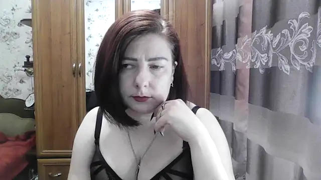 SophieNightAh online show from September 2025 01:16:02 PM