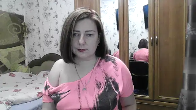 SophieNightAh online show from November 2025 07:49:02 PM