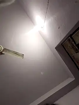 Snapshot of HangdogBeggary chatting on January 2025 04:27:01 PM HangdogBeggary online show from January 2025 04:27:01 PM