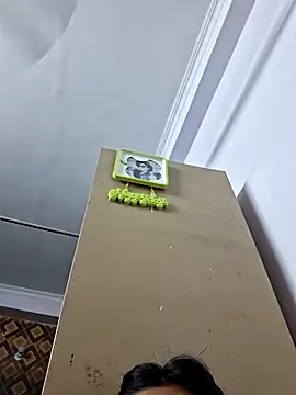 Snapshot of HangdogBeggary chatting on March 2026 03:28:01 PM HangdogBeggary online show from March 2026 03:28:01 PM