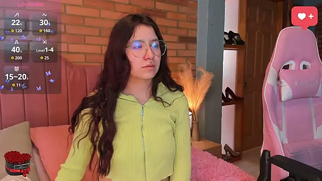 Amy joones online show from July 2026 03:21:02 PM