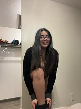 Snapshot of YaYa_Thickkii chatting on January 2025 04:55:01 AM YaYa Thickkii online show from January 2025 04:55:01 AM