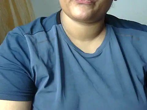 cutelady65 online show from May 2026 02:55:02 PM