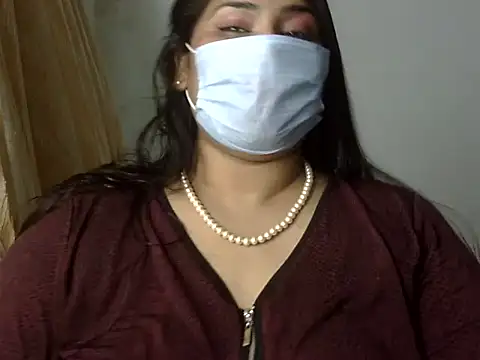 cutelady65 online show from July 2026 04:33:01 PM