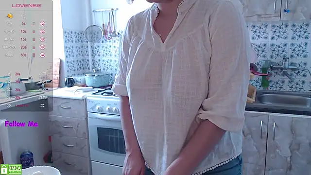 Snapshot of VerySweetKate111 chatting on February 2026 11:32:02 AM VerySweetKate111 online show from February 2026 11:32:02 AM