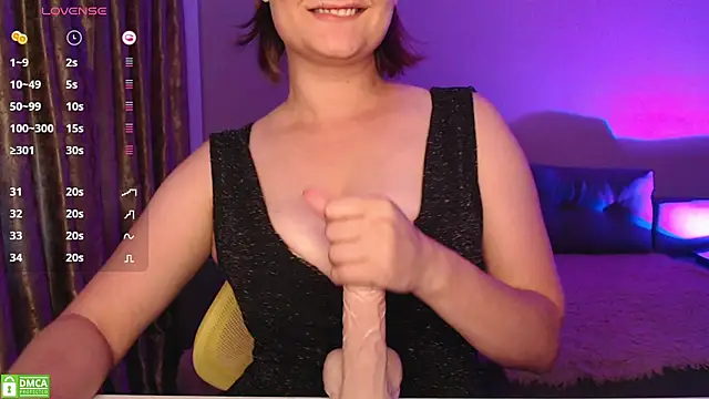 VerySweetKate111 online show from July 2026 04:00:01 PM