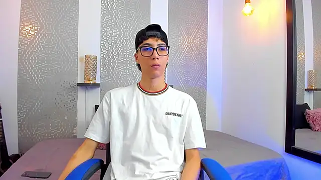 Nikolay Gregori online show from February 2025 04:14:02 AM