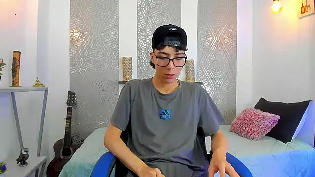 Nikolay Gregori online show from March 2025 04:04:01 AM