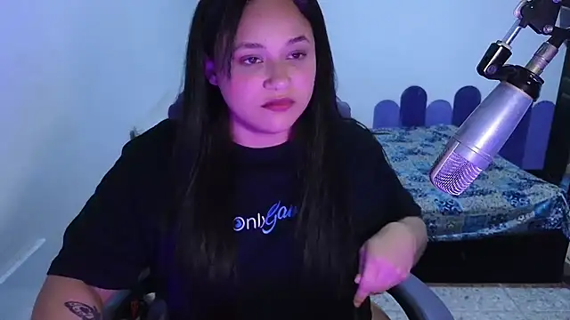 Luciernaga18 online show from June 2026 02:12:02 AM