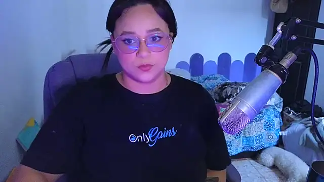 Luciernaga18 online show from July 2026 08:52:01 PM