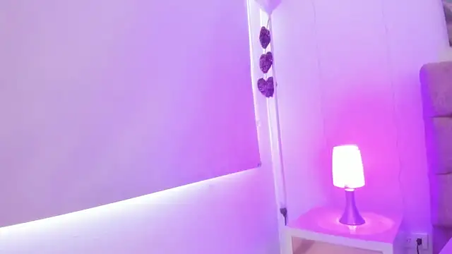 Snapshot of Julianaa_Castro_ chatting on January 2025 02:59:01 PM Julianaa Castro online show from January 2025 02:59:01 PM