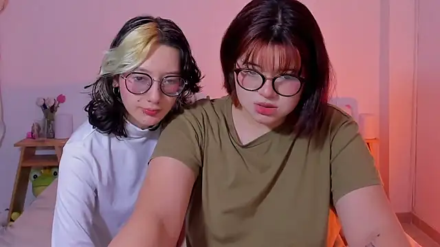 Snapshot of Gaby_Danna chatting on March 2025 10:32:02 PM Gaby Danna online show from March 2025 10:32:02 PM