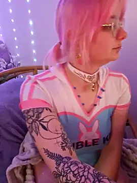 LaskaLeRoomba online show from March 2025 05:52:01 PM