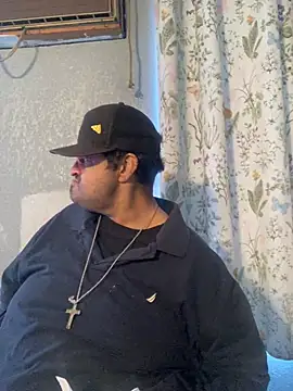 Miguel16i online show from March 2025 03:51:02 PM