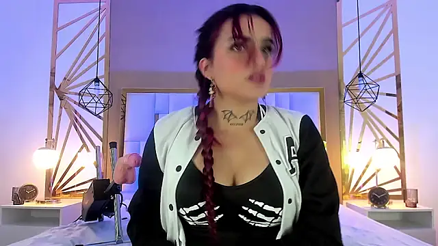 valeriee millerr  online show from December 2024 06:23:02 PM