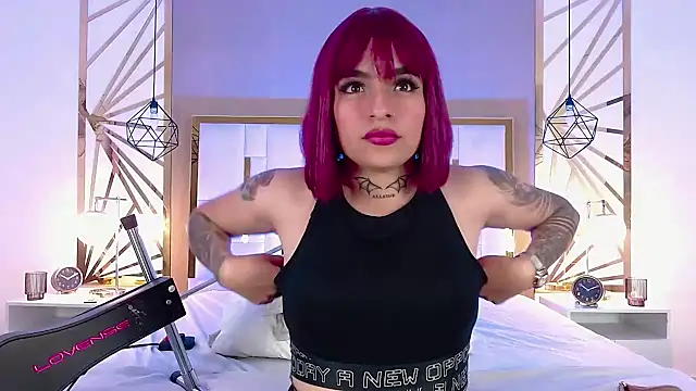 valeriee millerr  online show from January 2025 05:21:02 PM