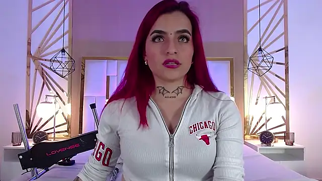 valeriee millerr  online show from February 2025 06:24:01 PM