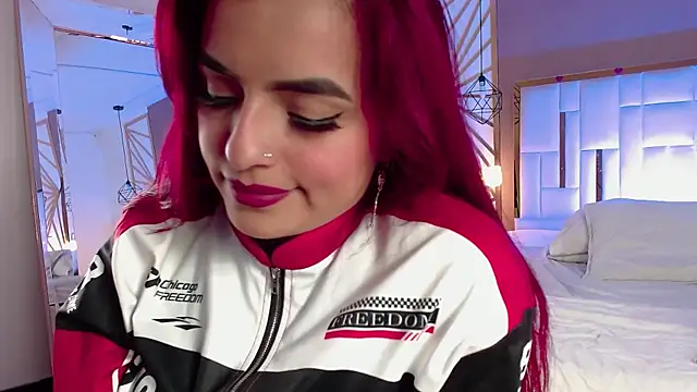 valeriee millerr  online show from October 2025 02:44:01 AM