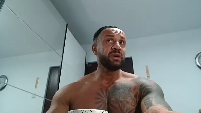 Magnificmuscles89 online show from February 2026 11:57:02 AM