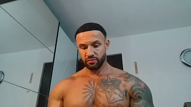 Magnificmuscles89 online show from June 2026 11:34:01 AM