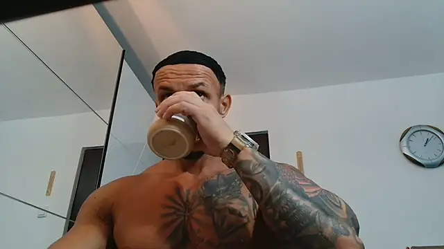 Magnificmuscles89 online show from June 2026 10:07:01 AM