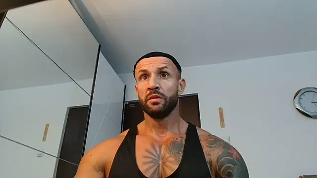 Magnificmuscles89 online show from June 2026 12:24:01 AM