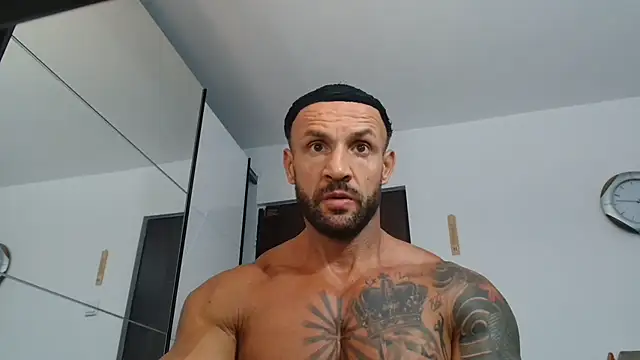 Magnificmuscles89 online show from July 2026 11:07:02 PM