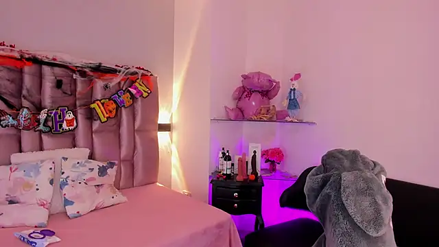 NikyBrookss online show from November 2025 12:05:01 PM