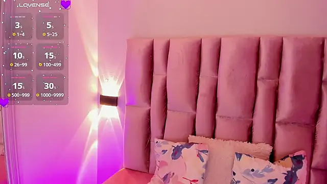 NikyBrookss online show from February 2026 12:02:02 PM