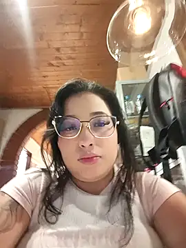 kitty roouse online show from May 2026 01:32:02 AM