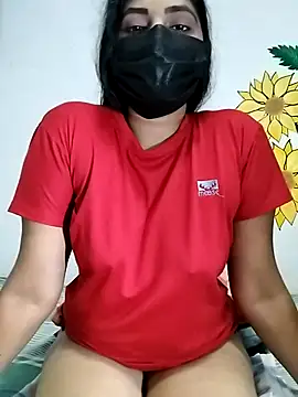 SLZAARA online show from March 2025 02:32:02 PM