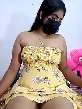 SLZAARA online show from October 2025 08:31:02 PM