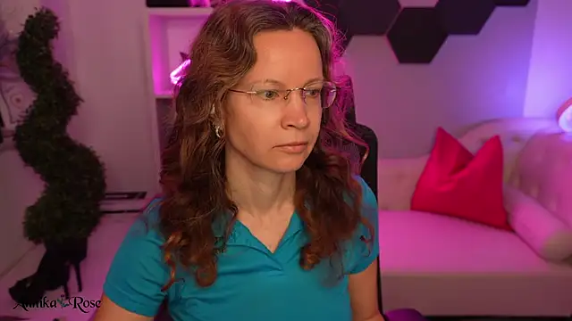 AnnikaRose online show from February 2026 06:42:02 AM