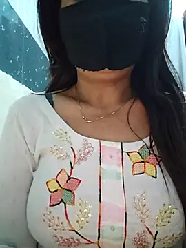 Aishwaryaa 69 online show from March 2025 02:10:01 AM