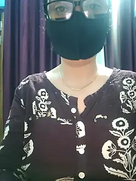 Aishwaryaa 69 online show from October 2025 04:22:02 AM