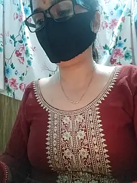 Aishwaryaa 69 online show from October 2025 04:18:01 PM